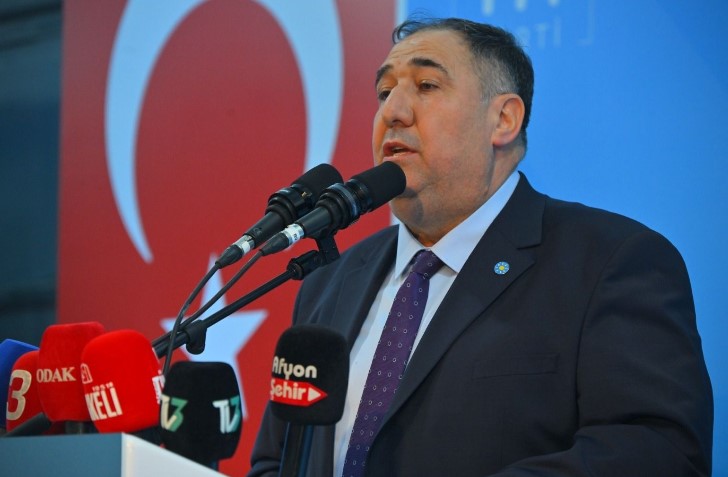 “AFYON’UN AKLIYLA OYNAMAYIN, SABRINI SINAMAYIN!”