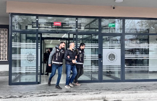 Tapu Müdürü, Bakan Akın Gürlek’in Kayıtlarını Sorguladığı İddiasıyla Tutuklandı