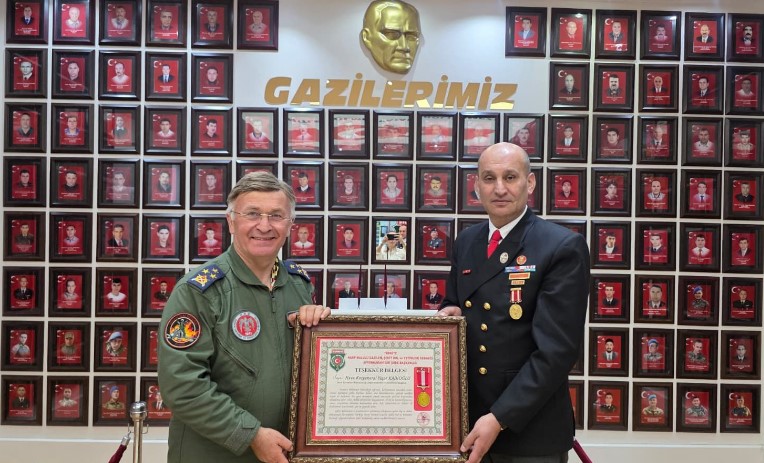 Korgeneral Kadıoğlu’ndan Şehit Aileleri ve Gazilere Anlamlı Ziyaret - Galeri