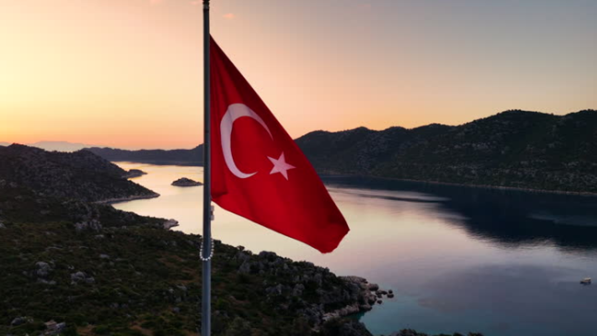 STRATEJİK HATLARLA HER YOL TÜRKİYE’YE ÇIKACAK