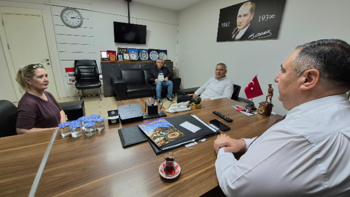 İYİ PARTİ AFYONKARAHİSAR’DA KADIN POLİTİKALARI İÇİN YOĞUN MESAİ