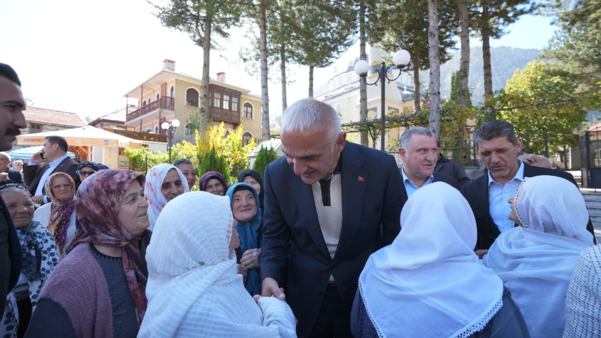 BAKAN ERSOY BABA OCAĞINDA İKİ YENİ ESERİN AÇILIŞINI YAPTI