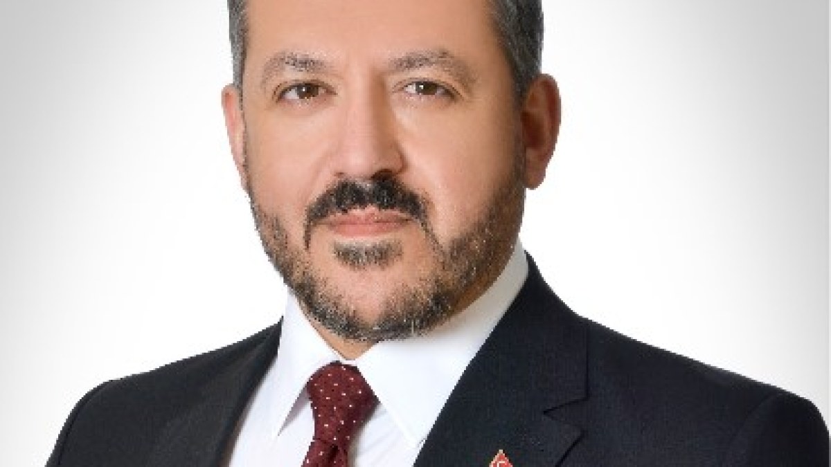 Faiz oranları, piyasanın gelecekte beklediği enflasyona göre şekillenir.
