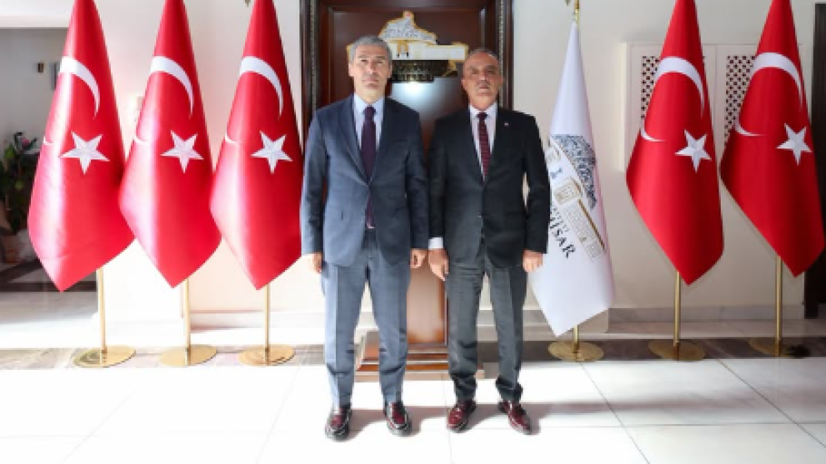 İlimizde Görev Süresi Biten Emniyet Müdürü Ahmet Birtan Erol Vali Aktaş'ı Ziyaret Etti