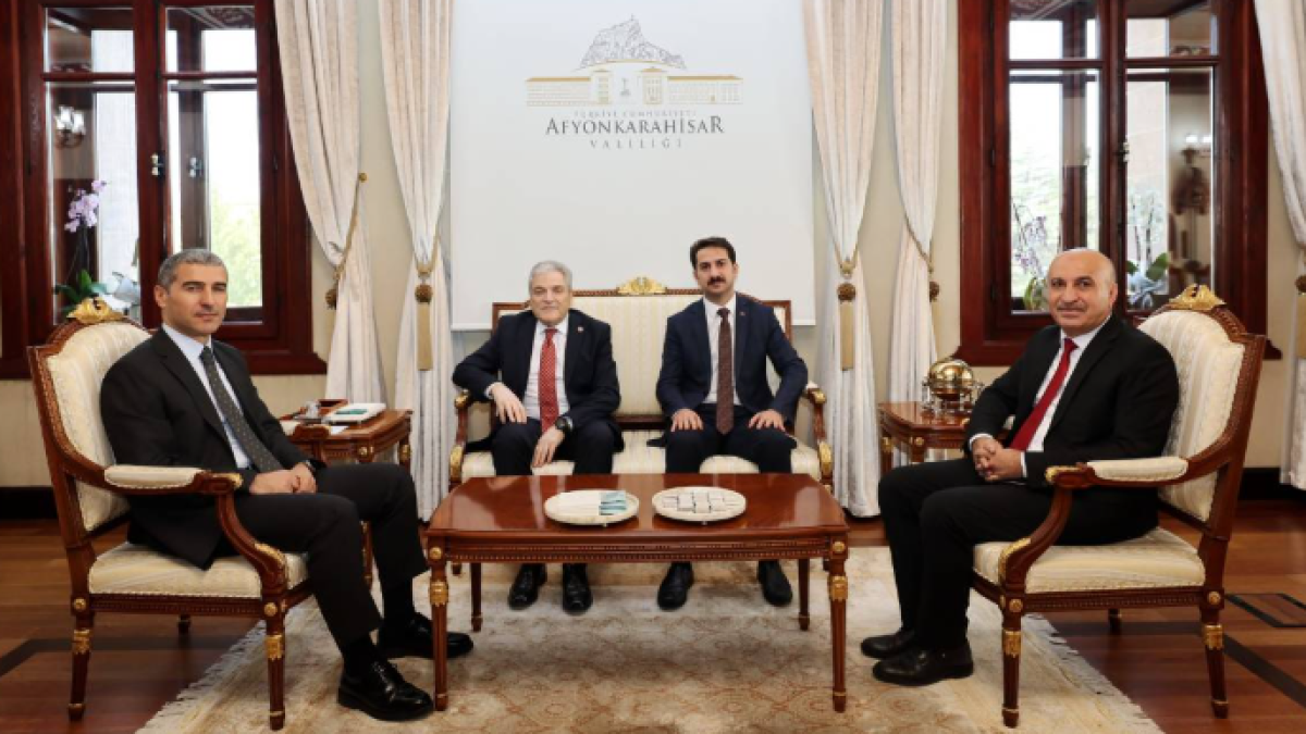 Milli Eğitim Bakanlığı Heyeti Afyonkarahisar Valiliği'ni Ziyaret Etti