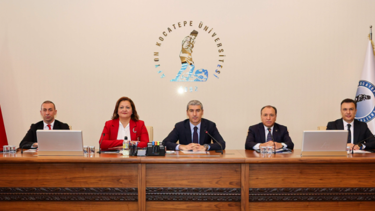 Vali Dr. Naci Aktaş Başkanlığında Toplandı: AKÜ ve AFSÜ Öğrencileri İçin Yeni Güvenlik Tedbirleri!