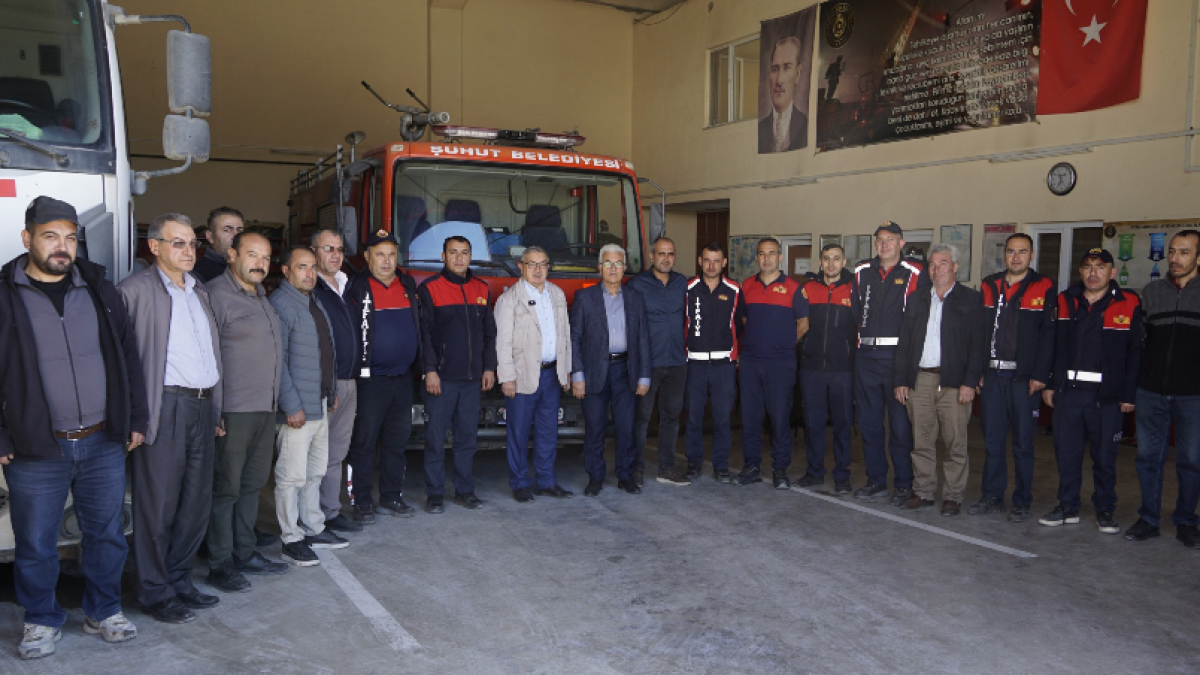 BAŞKAN ÖZAŞKIN, İTFAİYE HAFTASI’NDA EKİPLERİ ZİYARET ETTİ