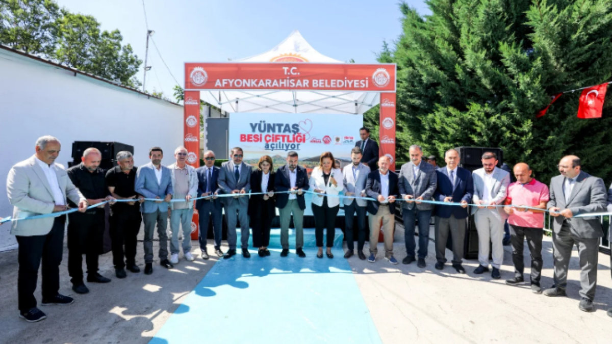 Afyonkarahisar’da Bir İlk! YÜNTAŞ Besi Çiftliği Hizmete Açıldı