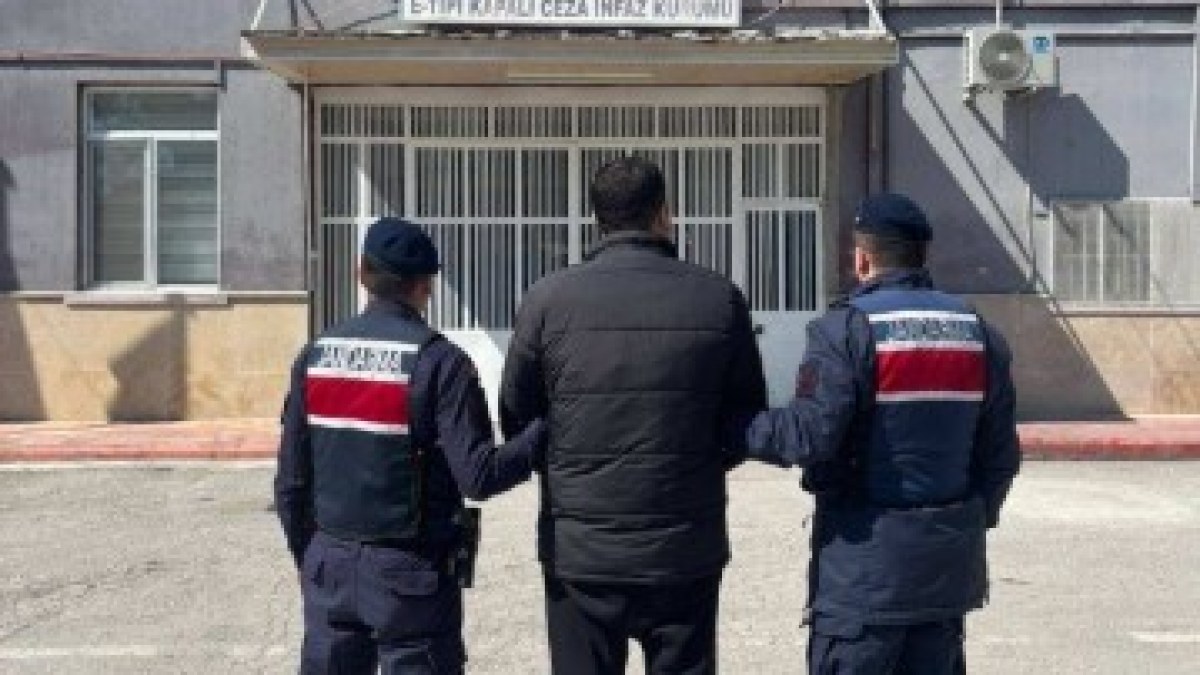 Afyonkarahisar’da 21 Yıl Hapis Cezası Bulunan Şahıs Yakalandı