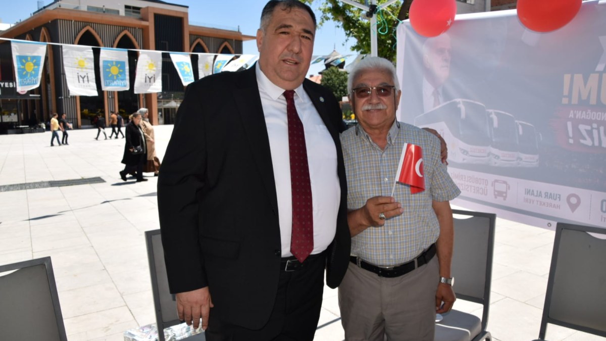 İYİ Parti Merkez İlçe Teşkilatı’ndan Bayraklı Davet