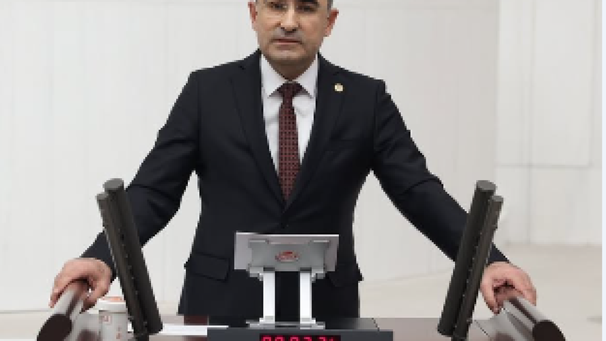 Muhalefetin Portre Eleştirisine Tepki: Halkın Gerçek Gündemine Odaklanın