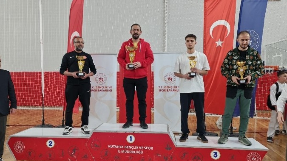 Erkmen Belediyespor’dan Kütahya’da Büyük Başarı