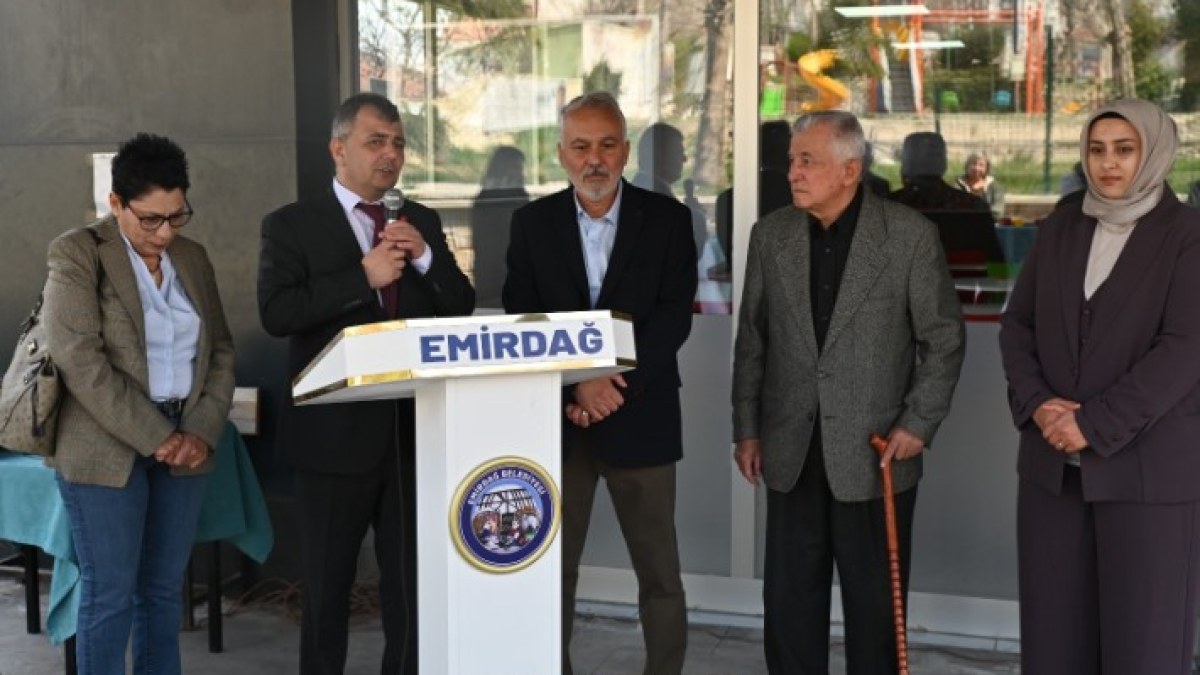 Emirdağ’da Bir İlk Daha: Robotik Kodlama Atölyesi Hizmete Açıldı