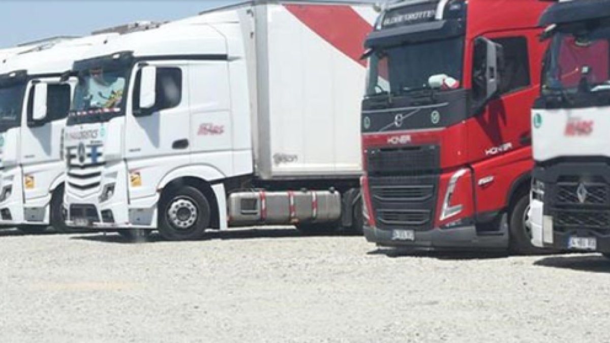 İPSALA’DA TIR DORSESİNDEN TARİH FIŞKIRDI
