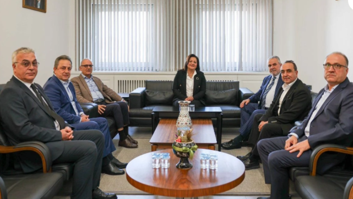 Afyonkarahisar Belediyesi'nde Teleferik Zirvesi: Dev Yatırım Yeniden Değerlendirildi