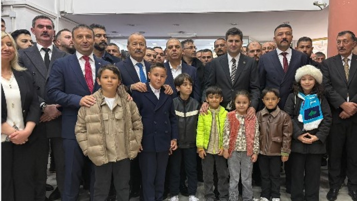 Afyonkarahisar’da Ülkü Ocakları tarafından 3 Mayıs Türkçülük Günü dolayısıyla anlamlı bir program düzenlend - Galeri