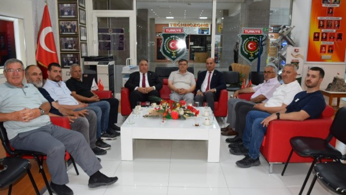 Mısırlıoğlu’ndan Şehit ve Gazi Ailelerine Vefa, Esnafa Bayrak Mitingi Daveti