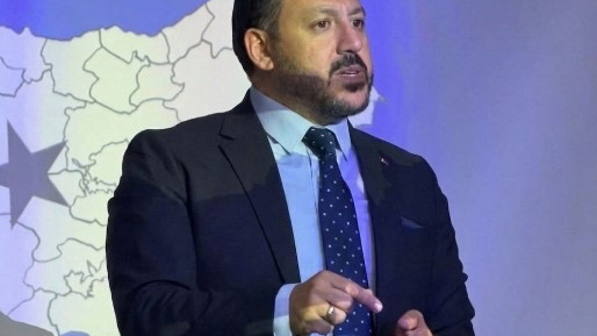 EMEKLİYE REVA GÖRÜLEN ZAM, MİLLETİN AKLIYLA ALAY ETMEKTİR!