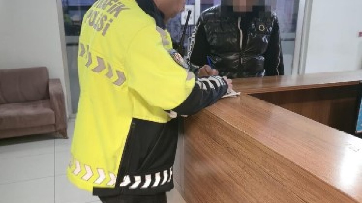 Afyon’da 13 Yaşındaki Kız Çocuğuna Çarpan Motosiklet Sürücüsü Yakalandı