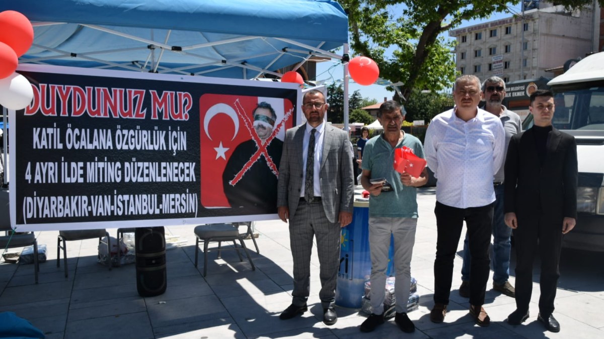 İYİ Parti Merkez İlçe Teşkilatı’ndan Bayraklı Davet - Galeri