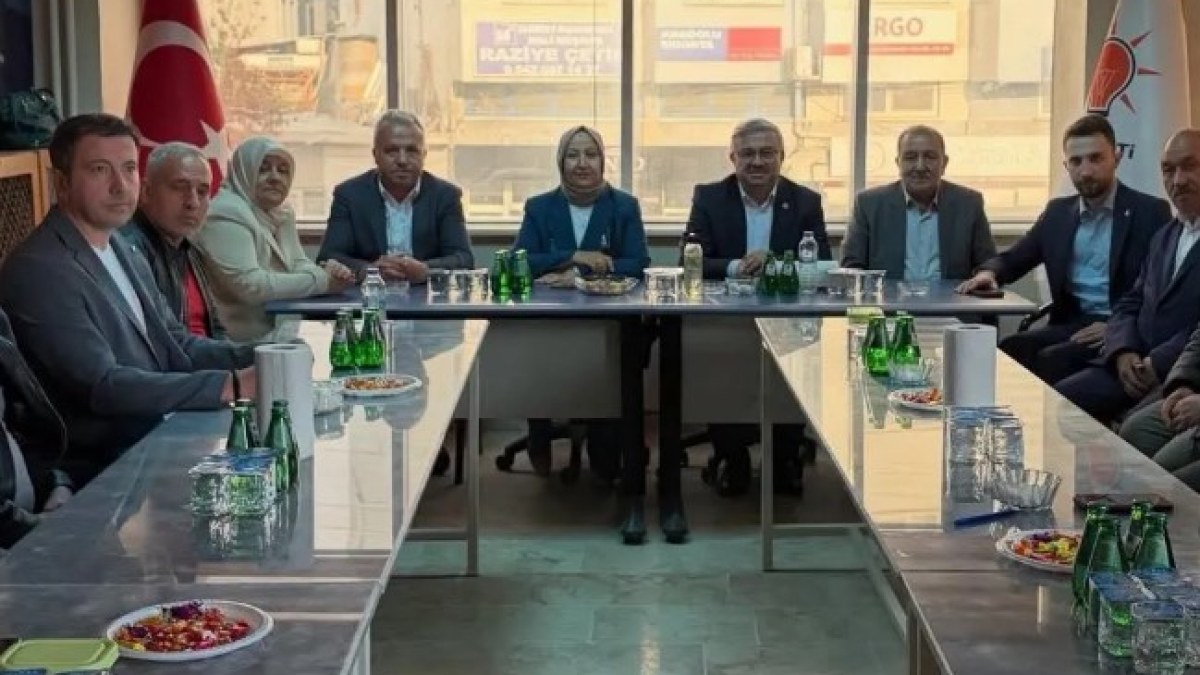 İscehisar ilçesinde Coşkulu Bayramlaşma