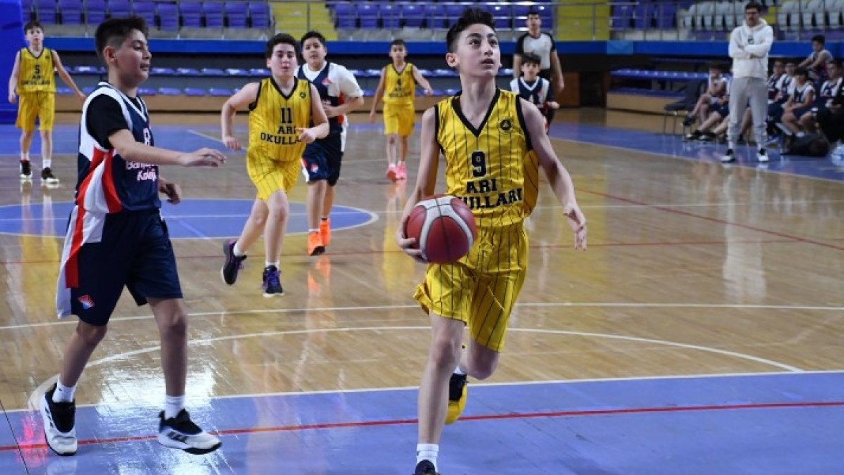 Okul Sporları Küçükler Basketbol Grup Müsabakaları Sona Erdi
