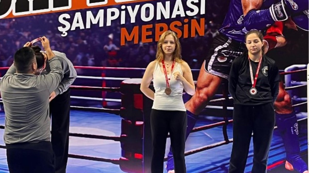 Afyonkarahisarlı Sporcular Muay Thai Türkiye Şampiyonası’nda Derece Elde Etti