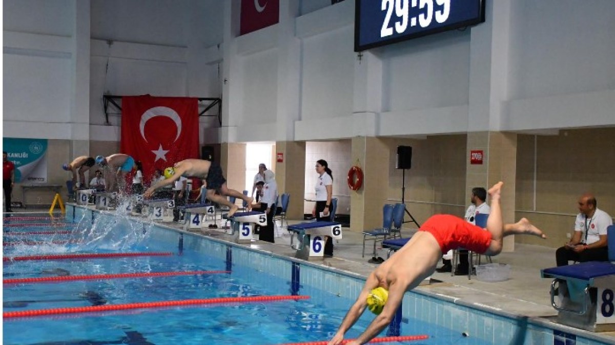 Türk Devletleri Herkes İçin Yüzme Müsabakaları Afyonkarahisar’da Gerçekleştirildi
