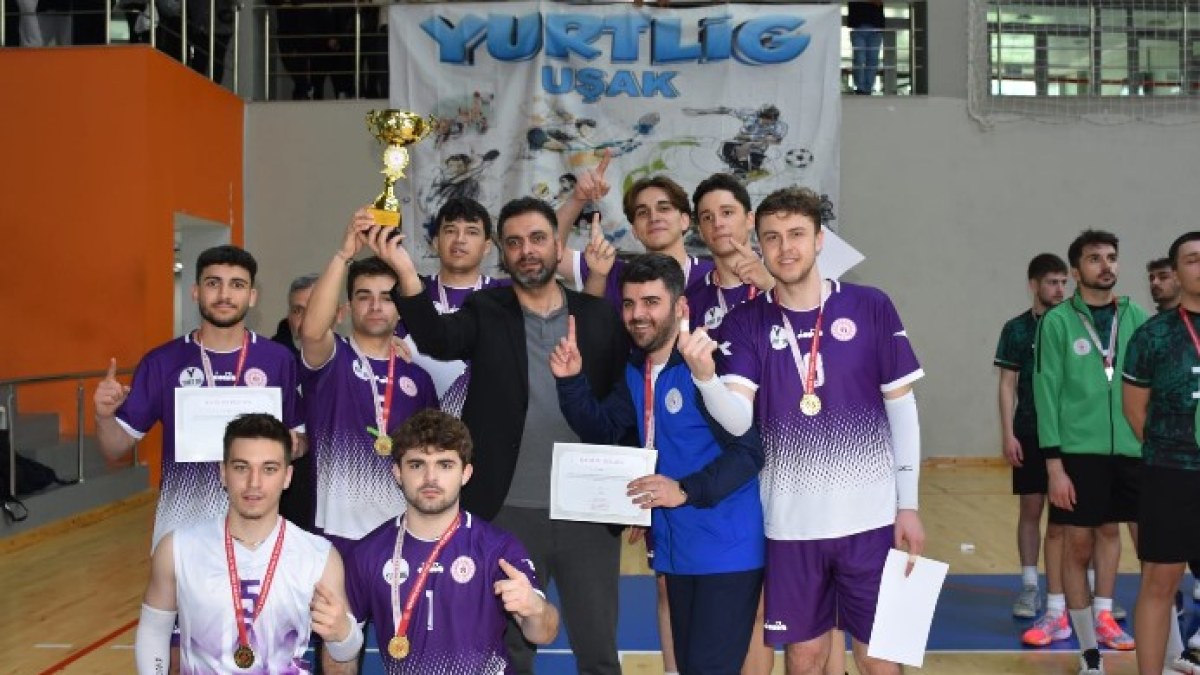 Afyonkarahisar GSB Yurtları YURTLİG Voleybol’da Ege Grup Şampiyonu Oldu