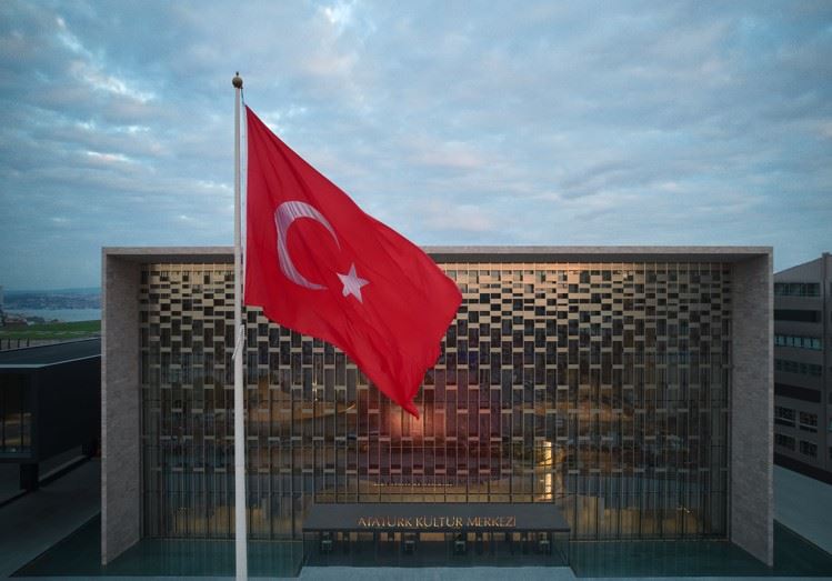 Atatürk Kültür Merkezine bir yılda 1 milyon 300 bin ziyaretçi