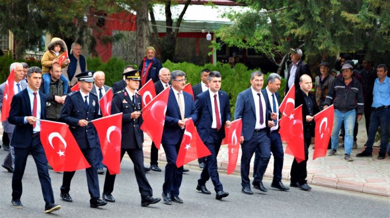 İlçemiz Dörtyol Meydanında Düzenlenen 19 Mayıs Atatürk