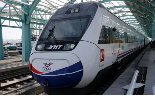 HIZLI TREN DE DURAKLAR NETLEŞİYOR