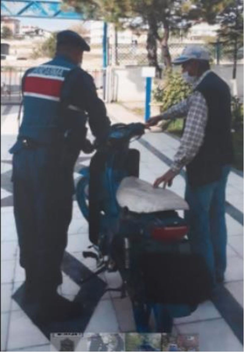 JANDARMA ÇALINAN MOTOSIKLETI SAHIBINE IADE ETTI.